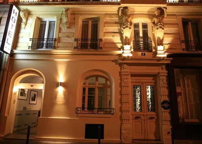De Nemours