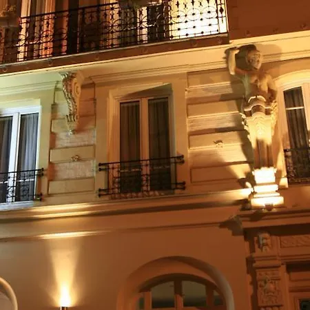 De Nemours Otel