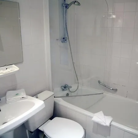 De Nemours 2* Paris