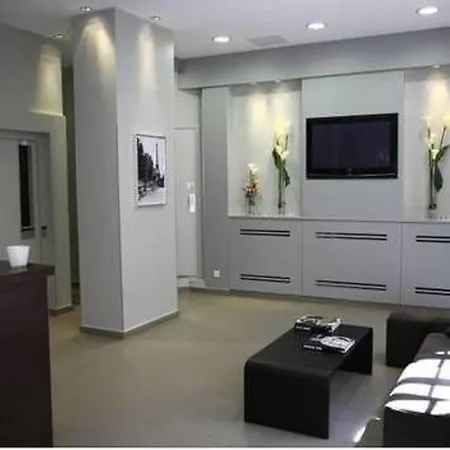 De Nemours 2*